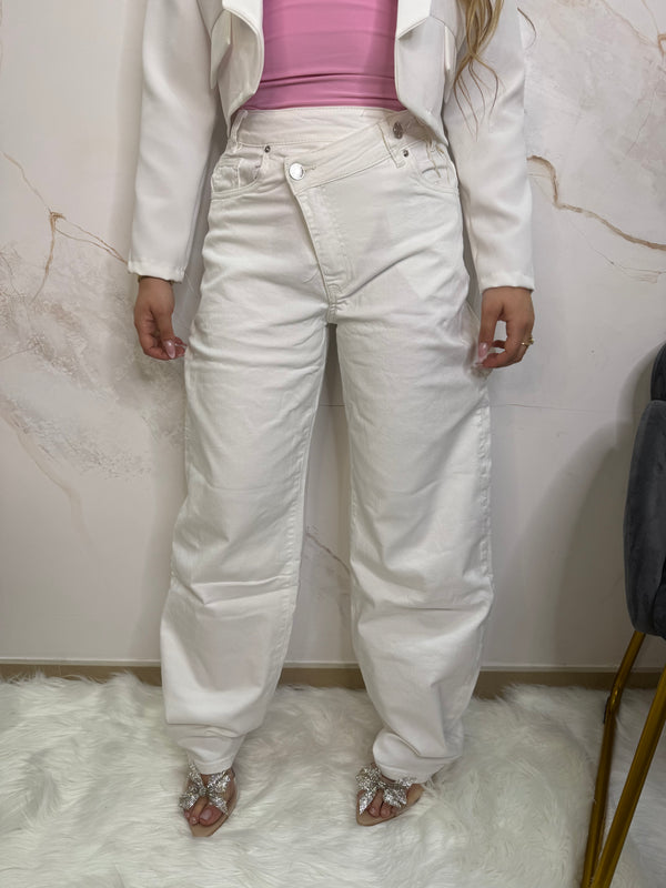 Jeans ballon asimmetrico