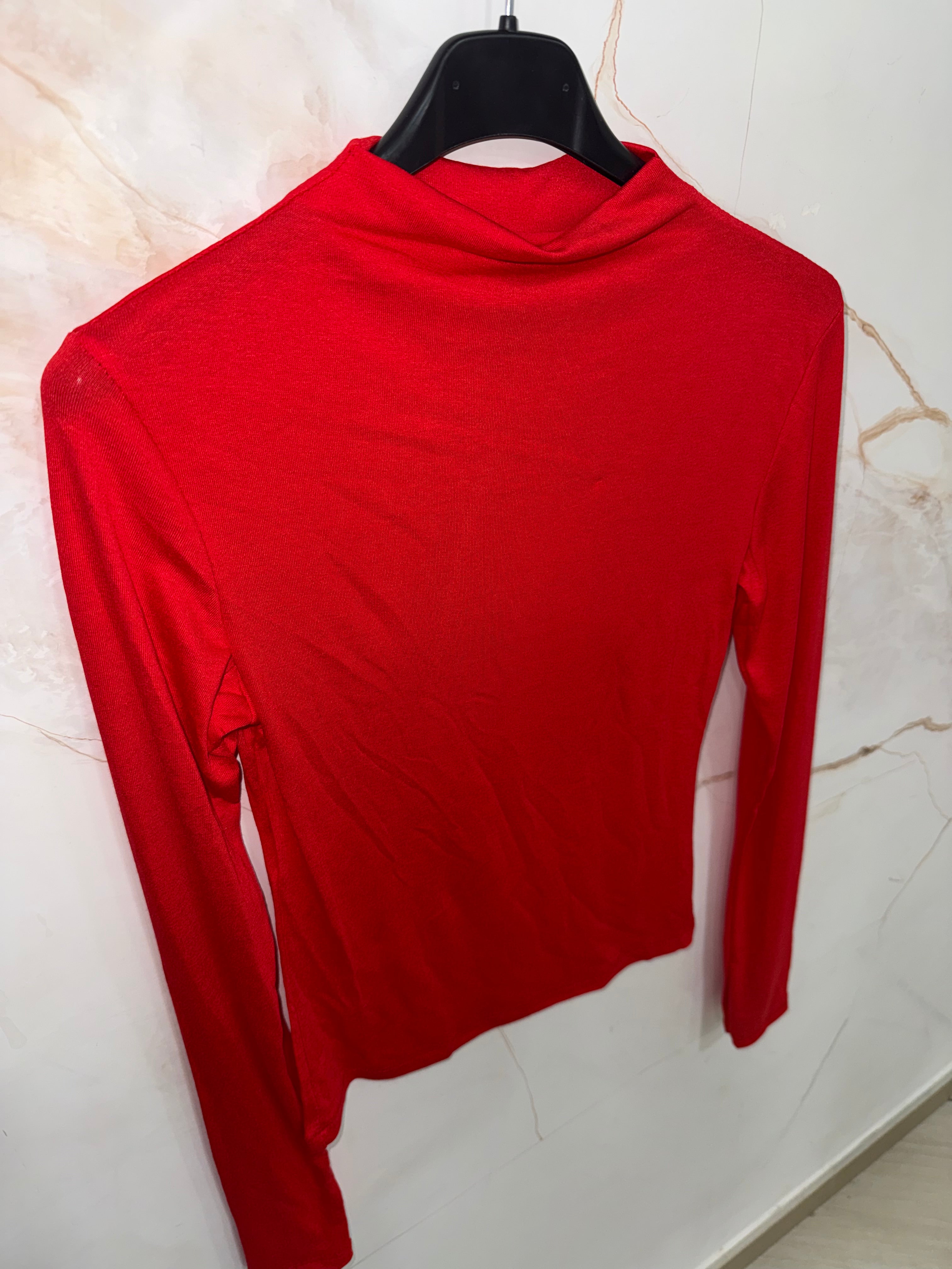 Semivelata con guantino